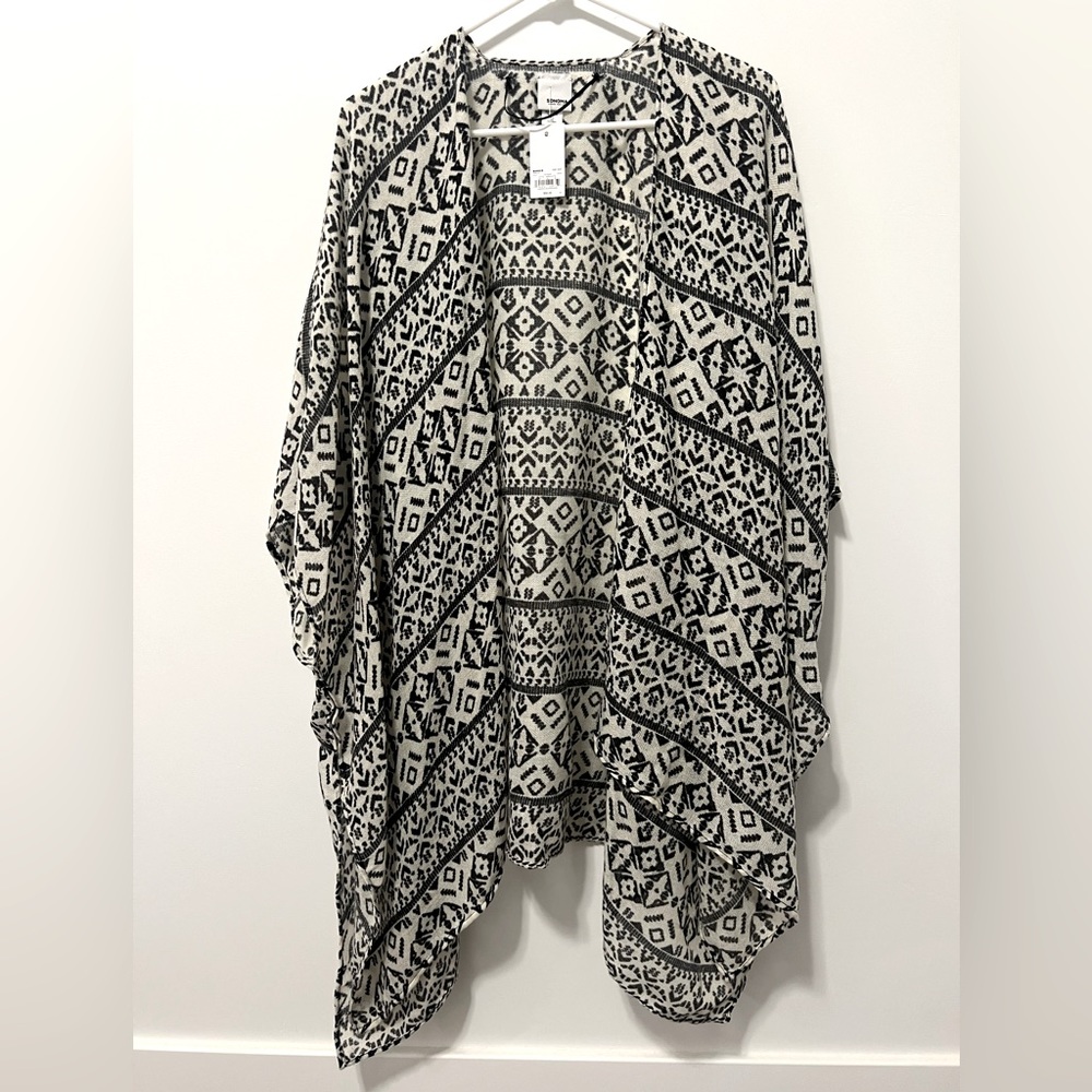 Women’s OS Black and White Duster Cardigan